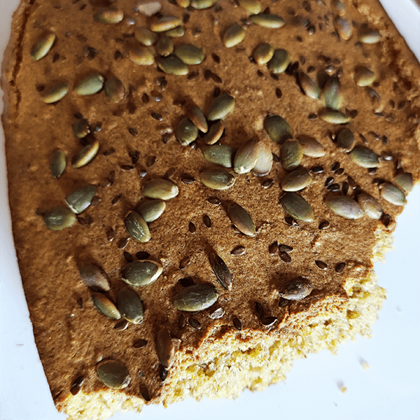 Päevalilleseemnetega toortatrajahust karask